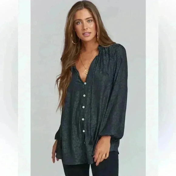 Show Me Your MuMu Navy Blue Black Leopard Print Long Sleeve Blouse Size Small - Picture 1 of 7